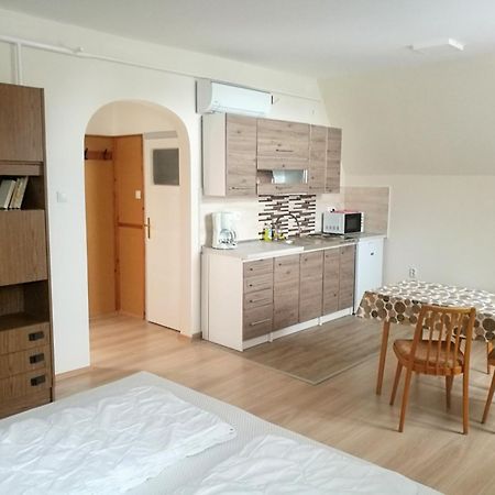Revesz Vendeghaz Hotell Harkány Eksteriør bilde